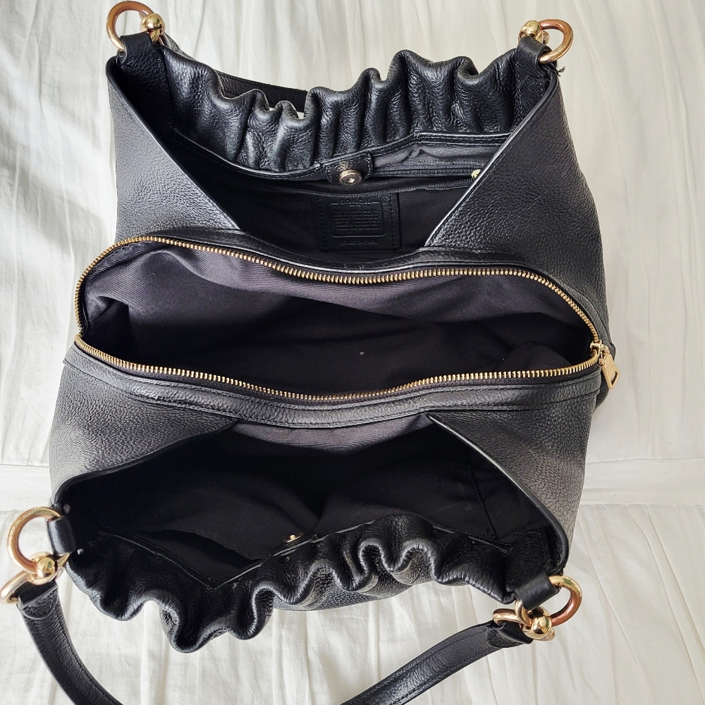 Coach Maya Leather Shoulder Bag, Perfect Slouchy Bag / Clutch With Gold Hardware - Picture 6 of 12